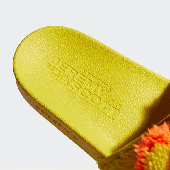Jeremy Scott Adilette Teddy Slides - Picture 3 of 5